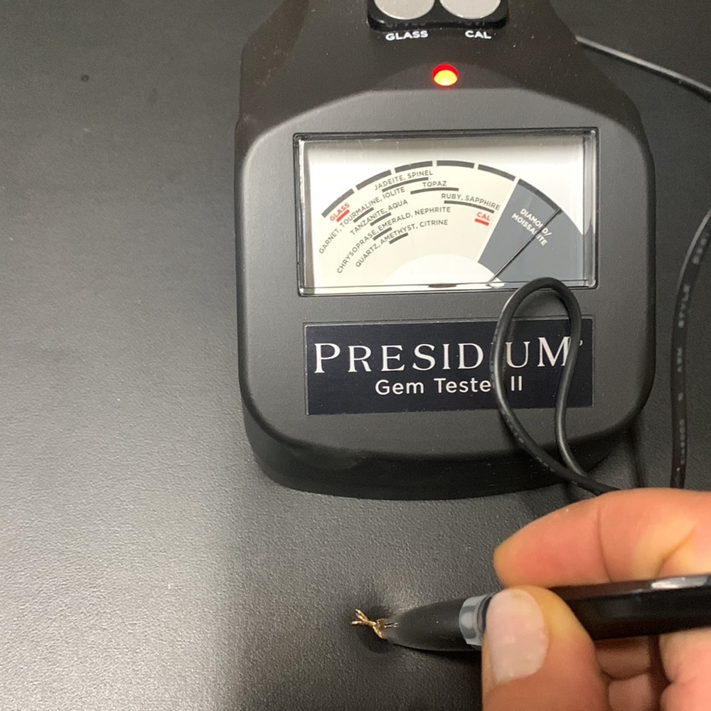 Grey Solid Gold Diamond Pendant - image 6